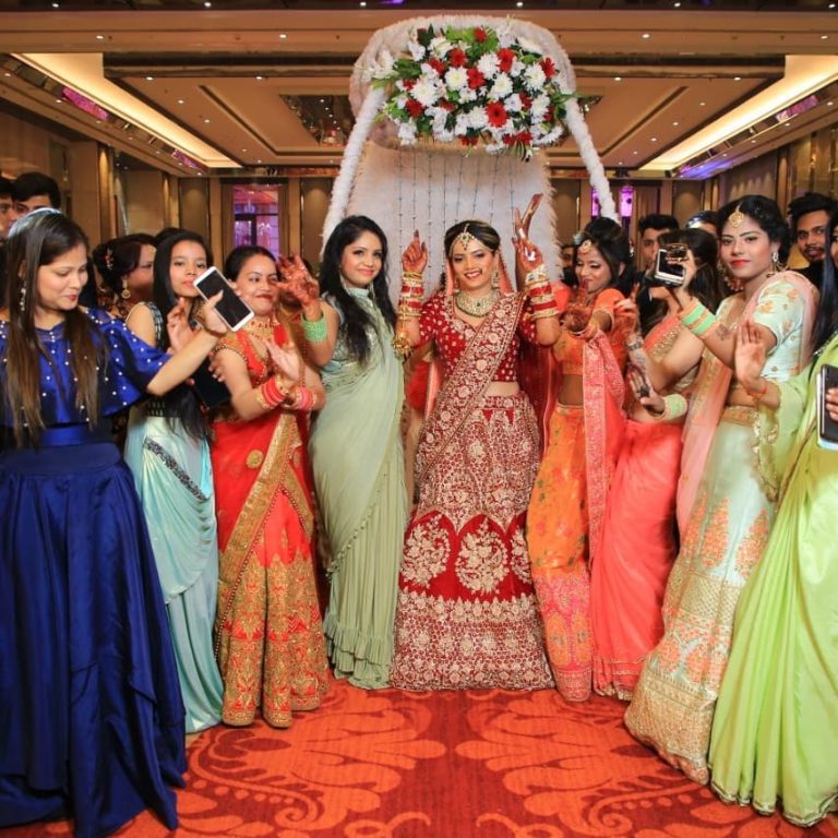 Preeti Gupta Makeup Artist MUA Makeup and Beauty India MAB Bloggers Influencers Professionals Makeup Artists Hairstylists Models Services Products and more 4 768x768