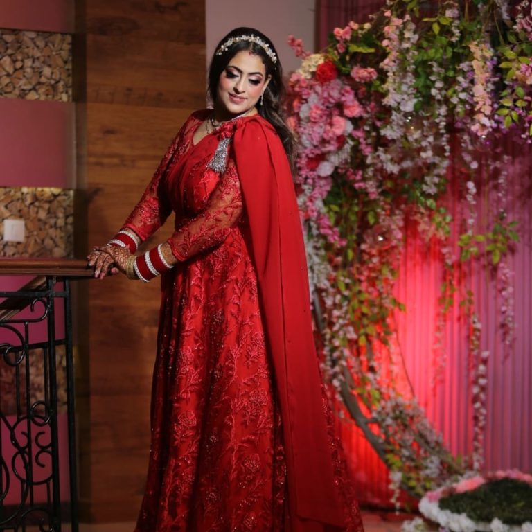 Harleen Kaur Makeup Artist MUA New Delhi Makeup and Beauty India MAB 1 768x768